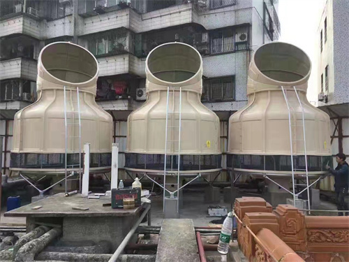 运行和维修玻璃钢冷却塔的特点(小型玻璃钢冷却塔图片)